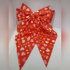 NEW Stylish Red "Love" Heart pattern bow